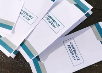 illustrasi terdepat bebera[a jenis ukuran pamflet yang standar